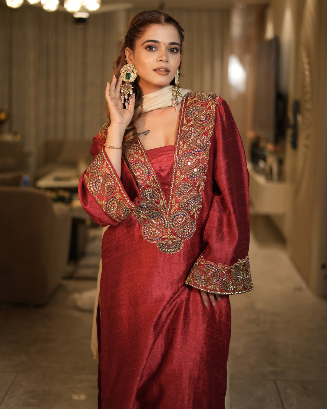 Red Mehreen Pakistani Suit Red Mehreen Pakistani Suit