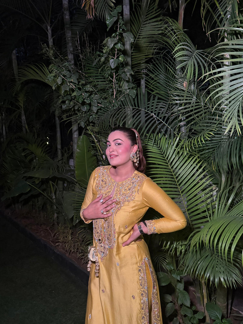 Zarmin Embroidered Yellow Kurta Set