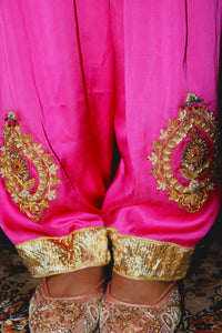 Gulabi Chaand Suit