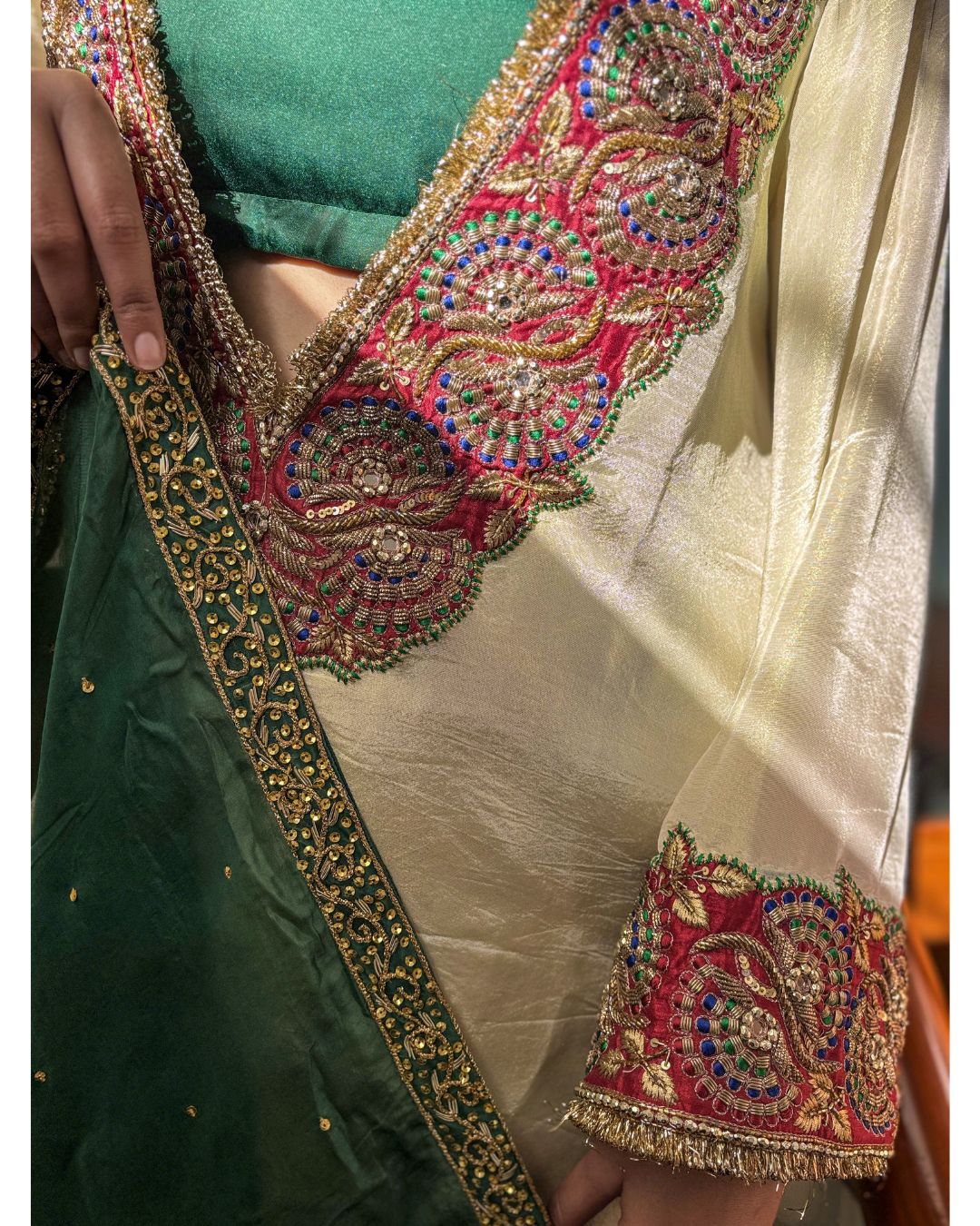 Rasa Farshi Suit Set
