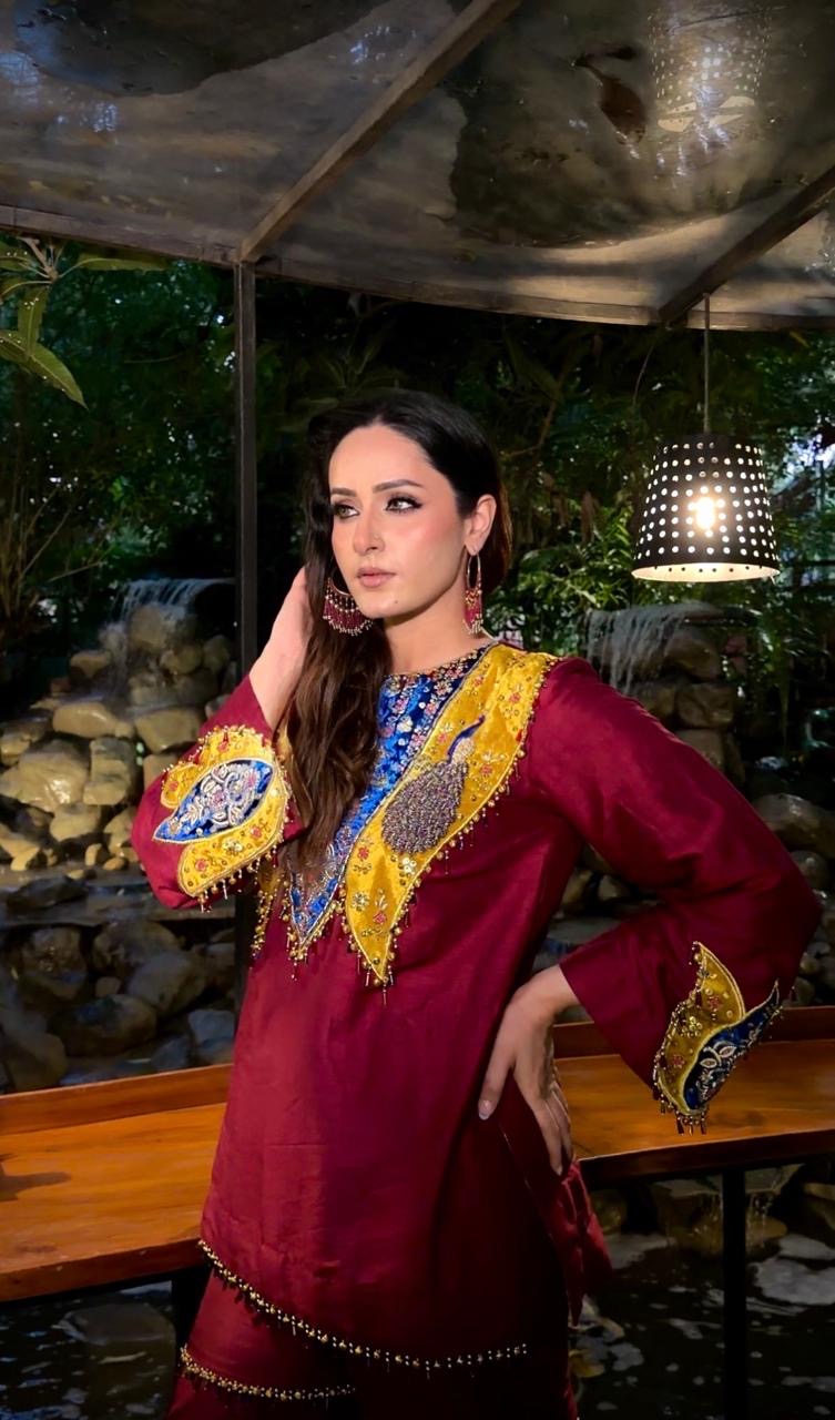 Rajwadi Mughal Handcrafted Kurta & Flared Pants Set