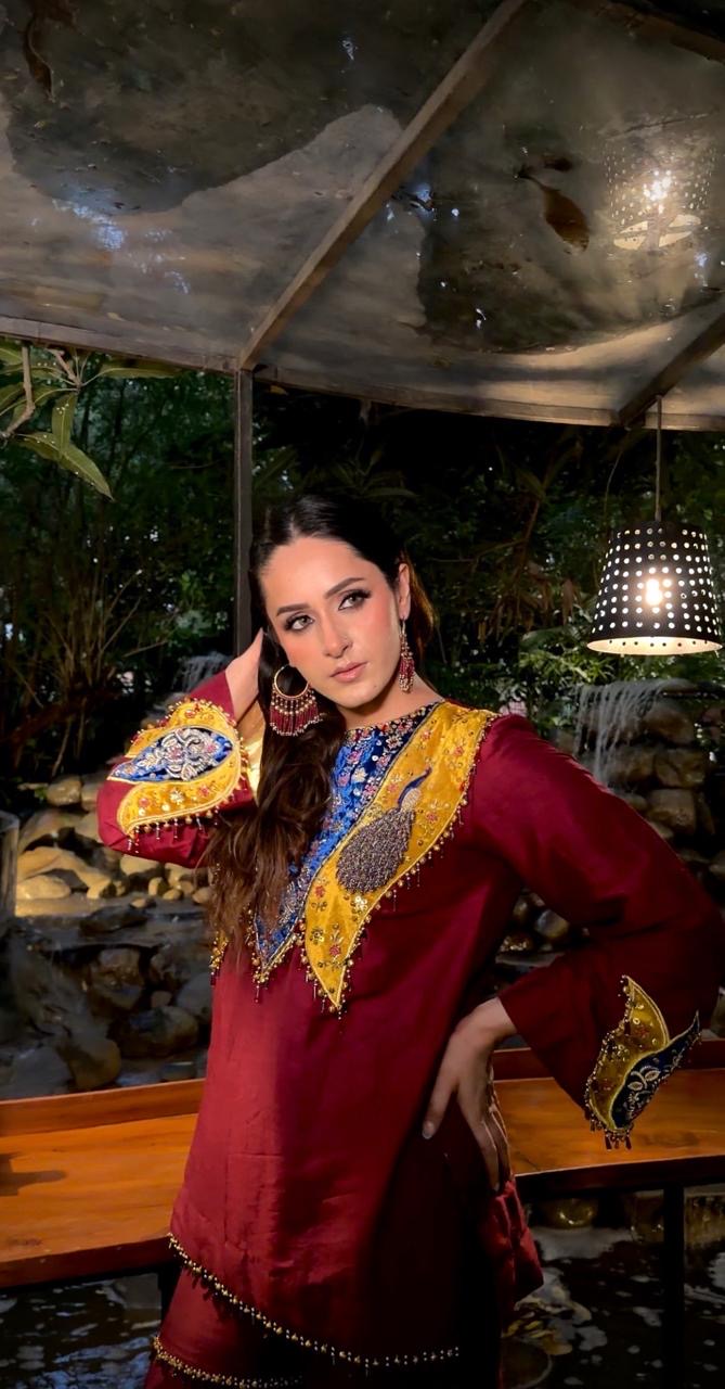 Rajwadi Mughal Handcrafted Kurta & Flared Pants Set
