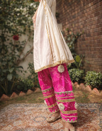 Gulabi Mulmul Noor Set