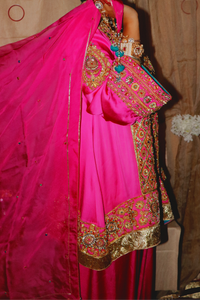 Gulabi Chaand Suit