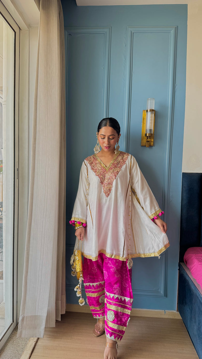 Gulabi Mulmul Noor Set