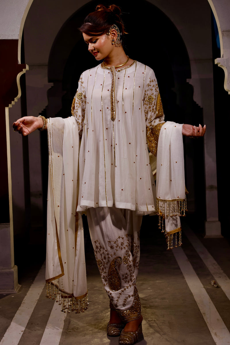 Dove Suit Set