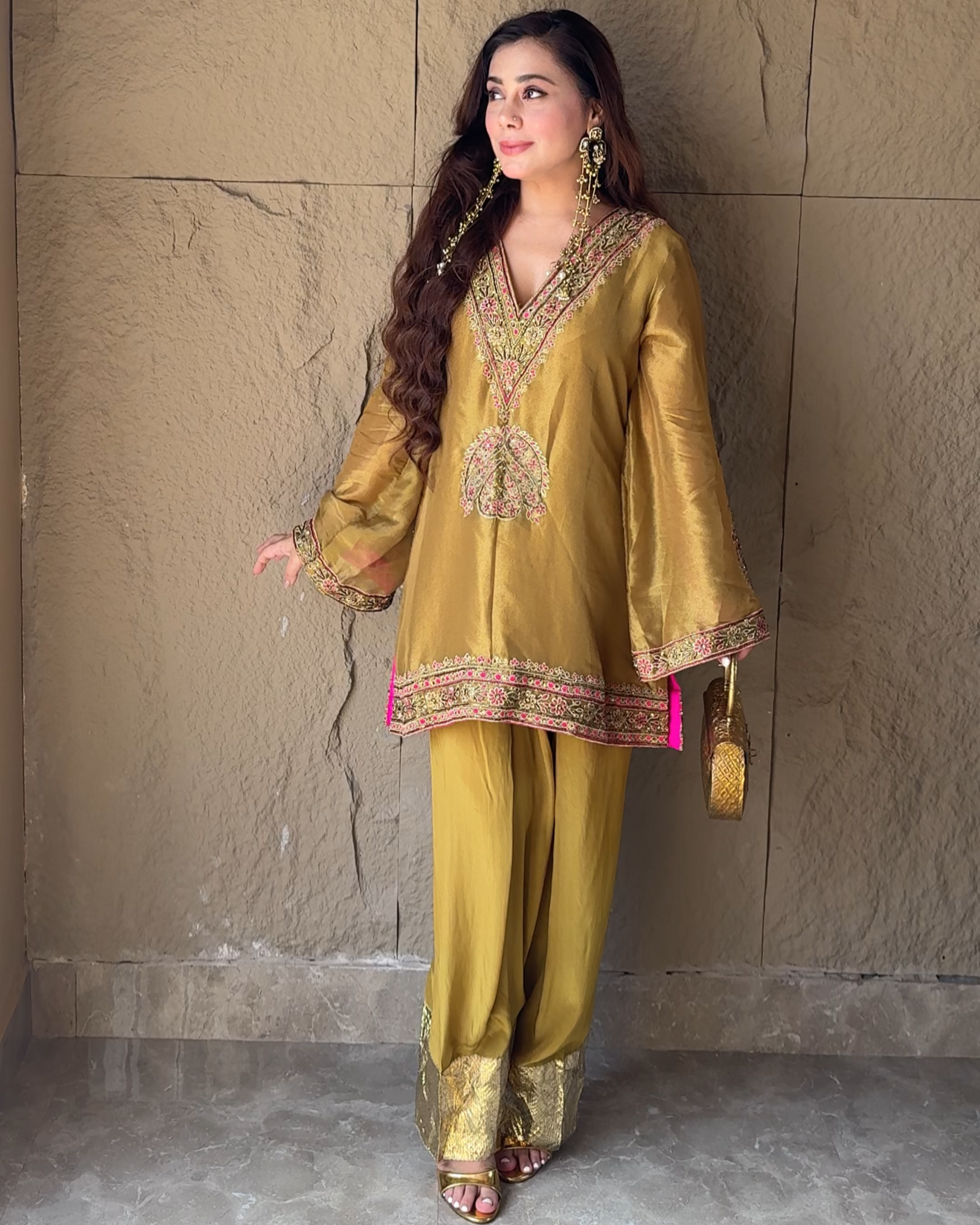 Heena Farshi Suit Set